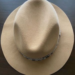 Jessica Simpson Wool Hat